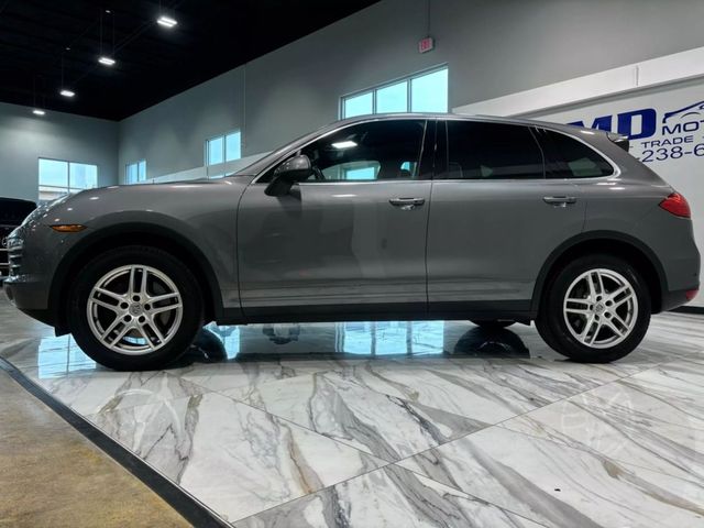 2014 Porsche Cayenne Base