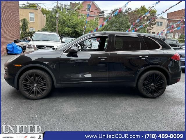 2014 Porsche Cayenne Base