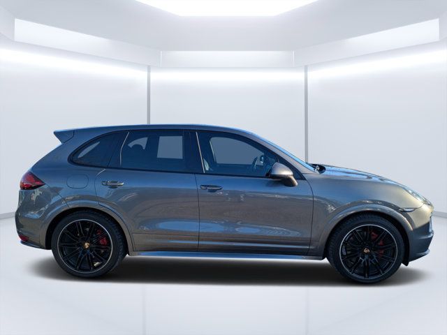 2014 Porsche Cayenne GTS