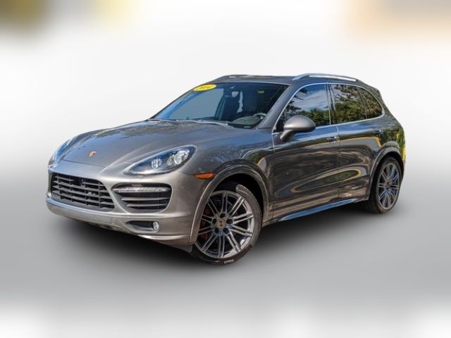 2014 Porsche Cayenne GTS