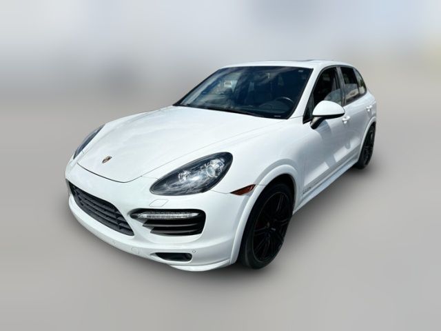 2014 Porsche Cayenne GTS