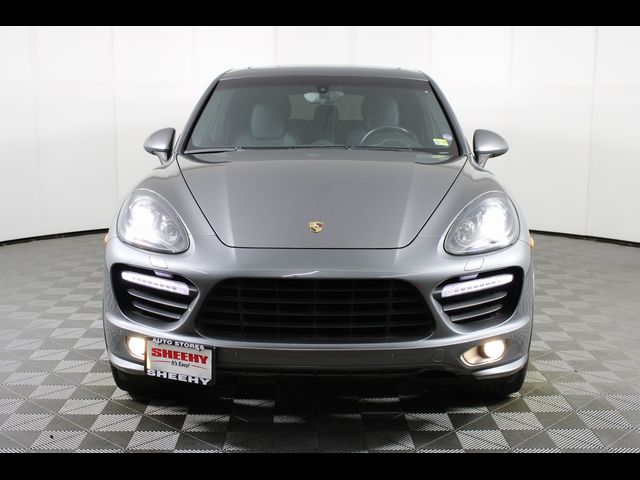 2014 Porsche Cayenne GTS