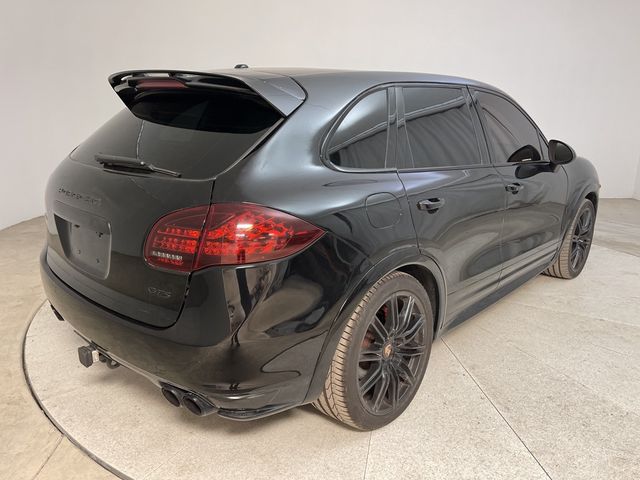 2014 Porsche Cayenne GTS