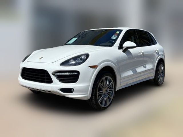 2014 Porsche Cayenne GTS