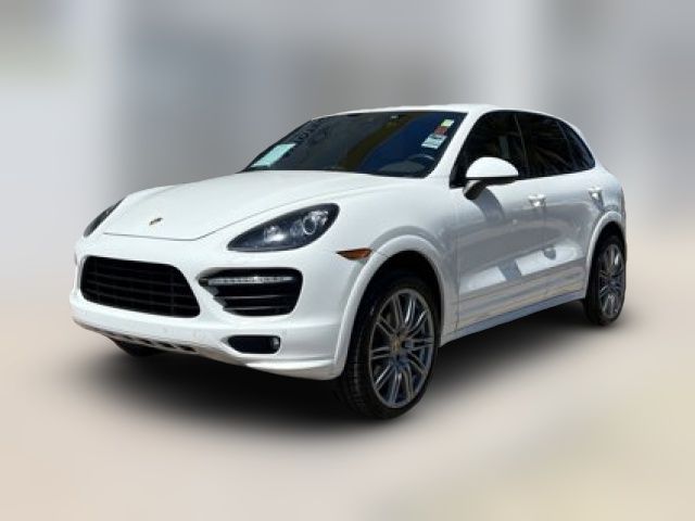 2014 Porsche Cayenne GTS