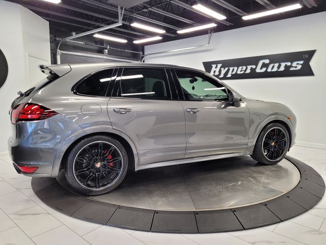 2014 Porsche Cayenne GTS