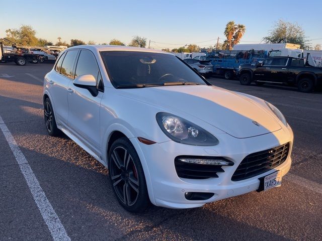 2014 Porsche Cayenne GTS