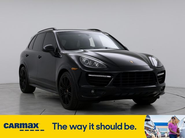 2014 Porsche Cayenne GTS