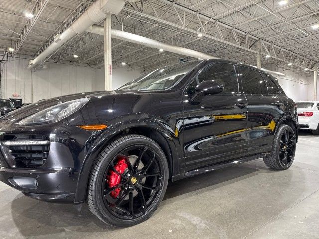 2014 Porsche Cayenne GTS