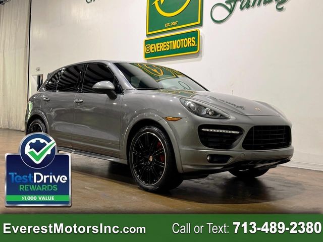 2014 Porsche Cayenne GTS