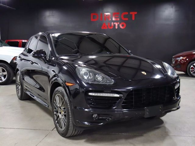 2014 Porsche Cayenne GTS