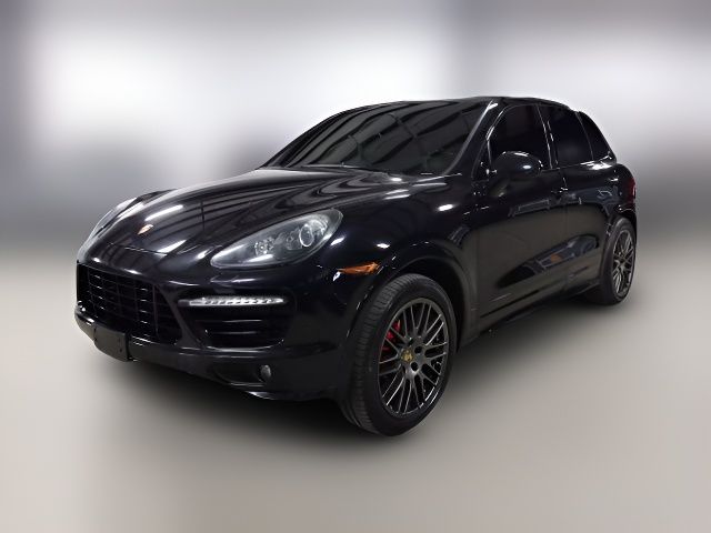 2014 Porsche Cayenne GTS