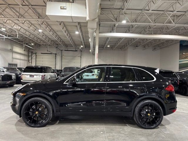 2014 Porsche Cayenne Platinum Edition