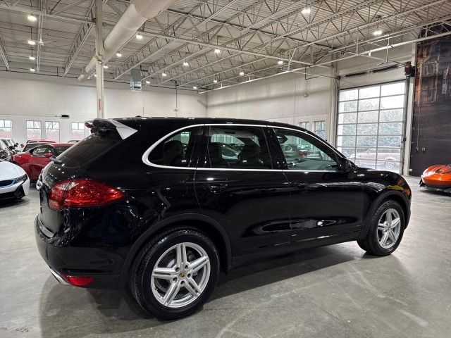 2014 Porsche Cayenne Platinum Edition