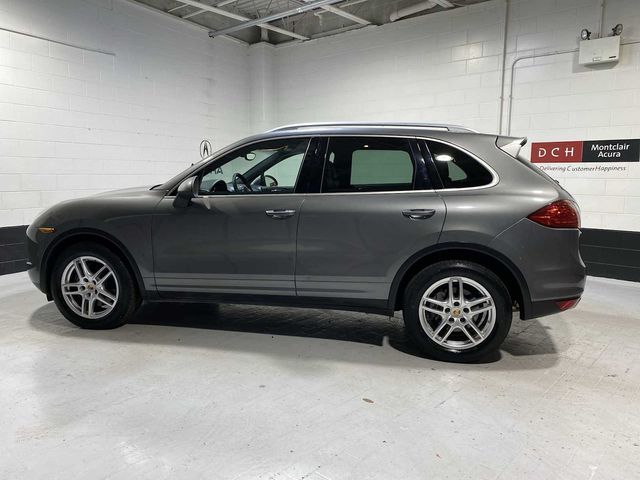 2014 Porsche Cayenne Platinum Edition