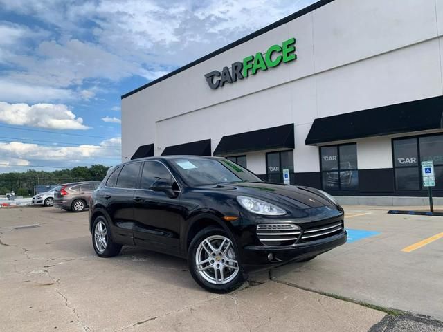 2014 Porsche Cayenne Platinum Edition