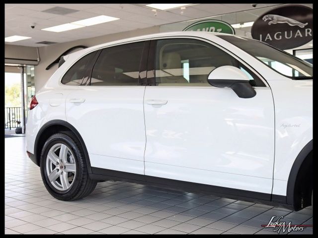 2014 Porsche Cayenne Hybrid S