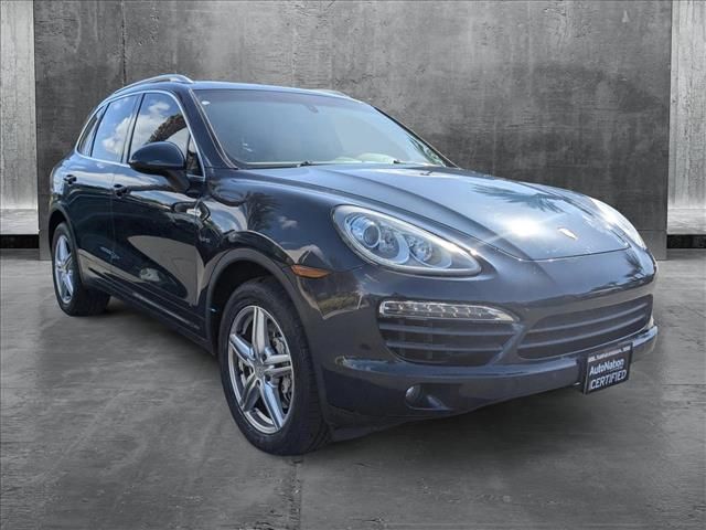 2014 Porsche Cayenne Hybrid S