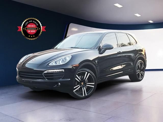 2014 Porsche Cayenne Platinum Edition