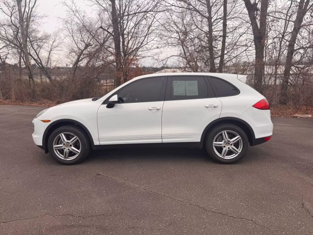 2014 Porsche Cayenne Platinum Edition