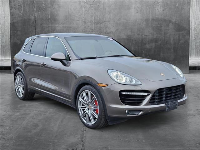 2014 Porsche Cayenne Turbo