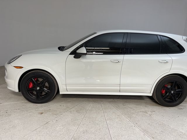 2014 Porsche Cayenne Turbo