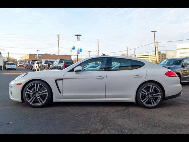 2014 Porsche Panamera Base