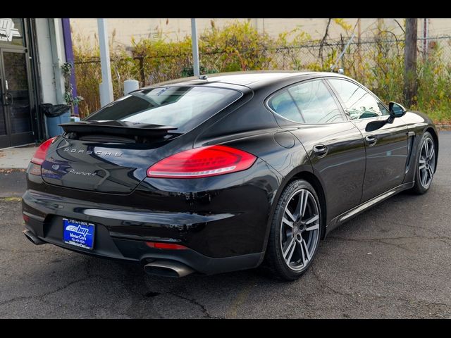 2014 Porsche Panamera Base