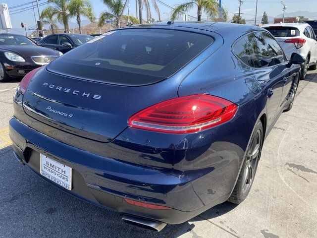 2014 Porsche Panamera 4