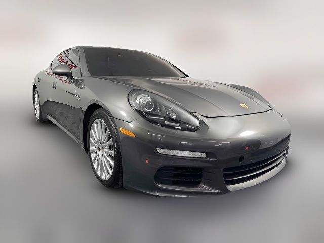 2014 Porsche Panamera 4