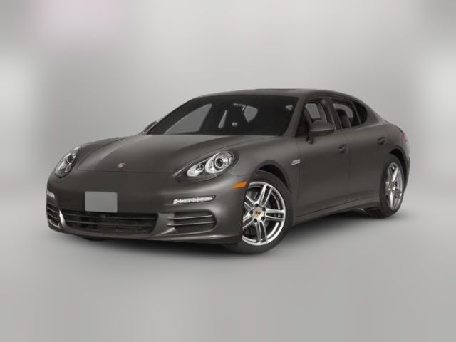 2014 Porsche Panamera 4