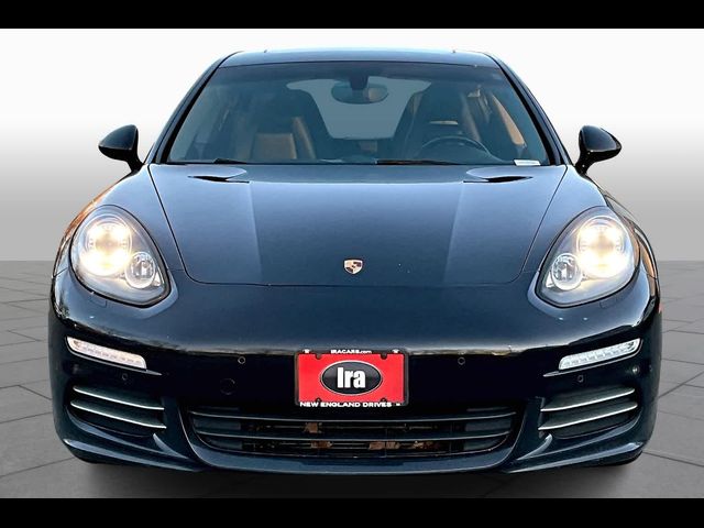 2014 Porsche Panamera 4