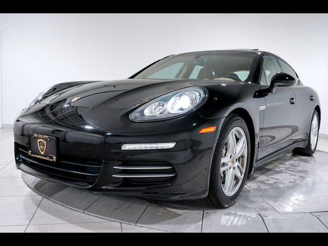 2014 Porsche Panamera 4