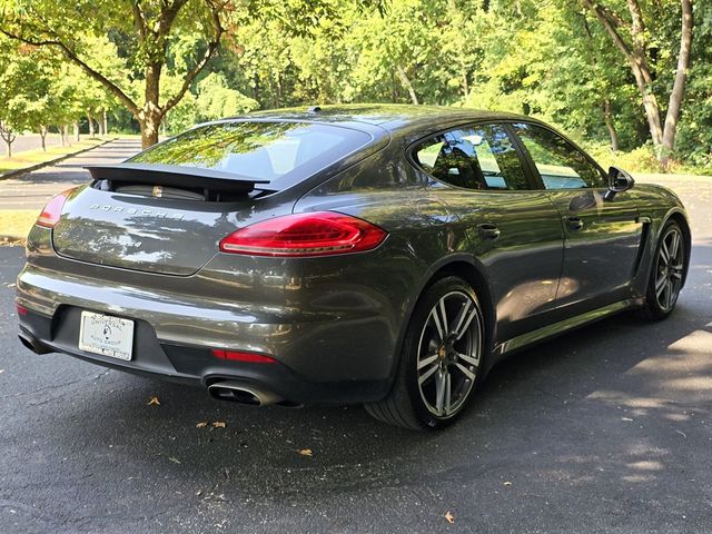 2014 Porsche Panamera 4