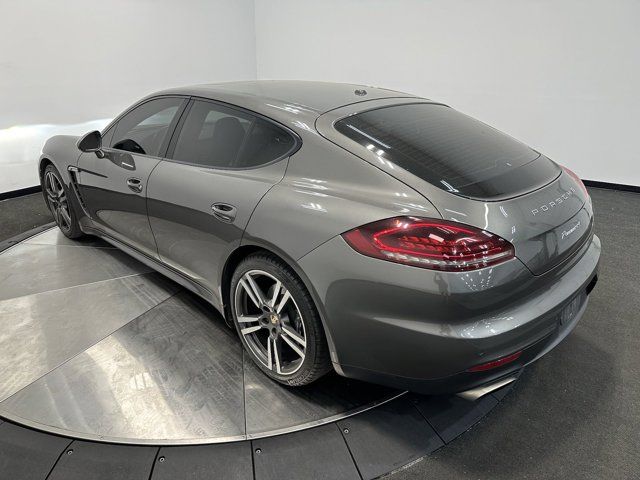 2014 Porsche Panamera 4