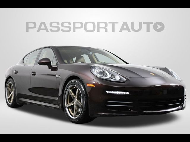 2014 Porsche Panamera 4