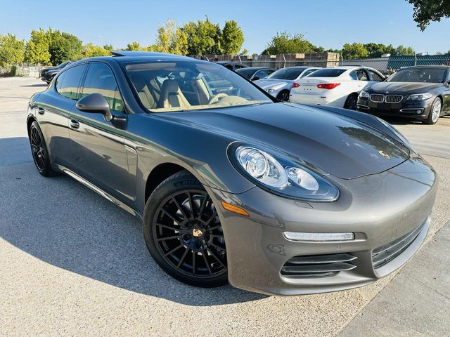 2014 Porsche Panamera 4