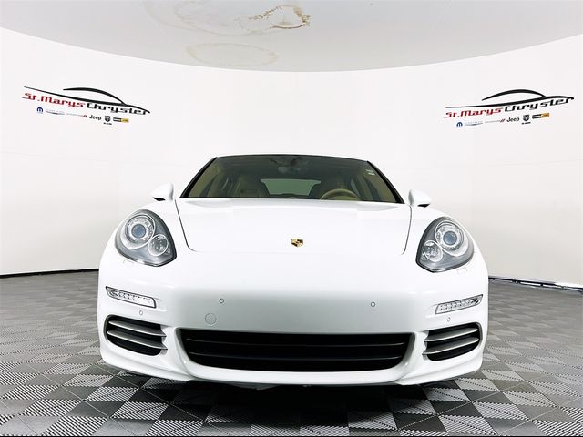 2014 Porsche Panamera 4