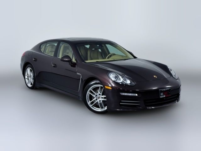 2014 Porsche Panamera 4