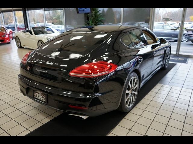 2014 Porsche Panamera 4