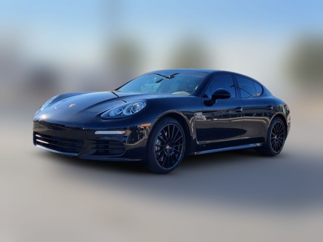 2014 Porsche Panamera 4S
