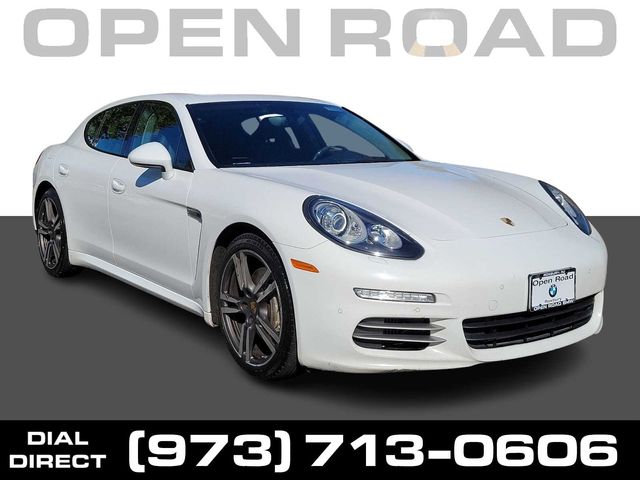 2014 Porsche Panamera 4S