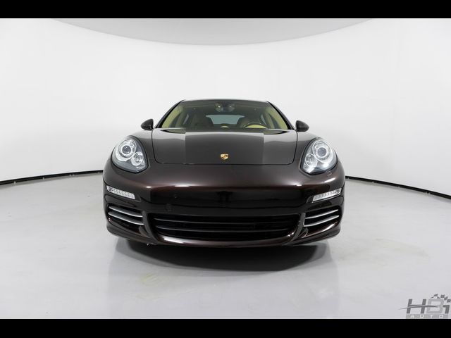 2014 Porsche Panamera 4S