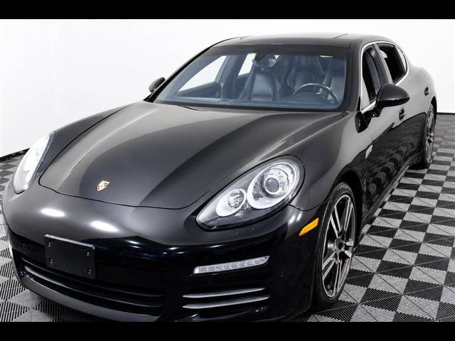2014 Porsche Panamera 4S Executive