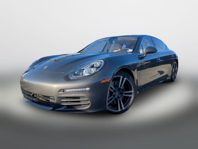 2014 Porsche Panamera 4S Executive