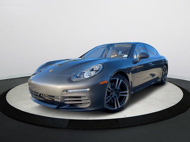 2014 Porsche Panamera 4S Executive