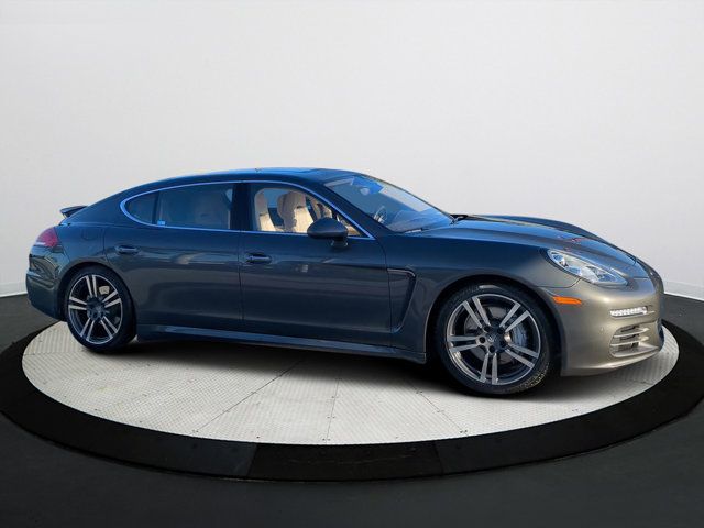 2014 Porsche Panamera 4S Executive