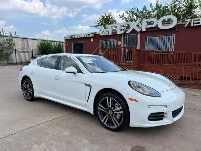 2014 Porsche Panamera 4S Executive