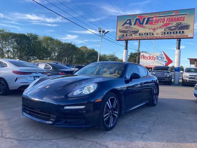 2014 Porsche Panamera 4