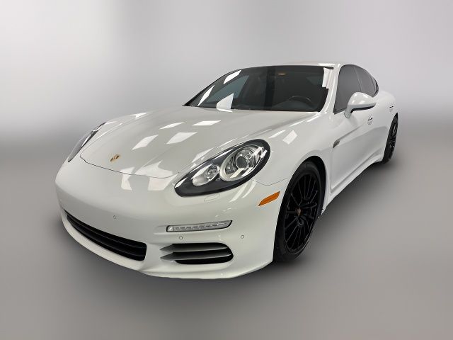 2014 Porsche Panamera 4